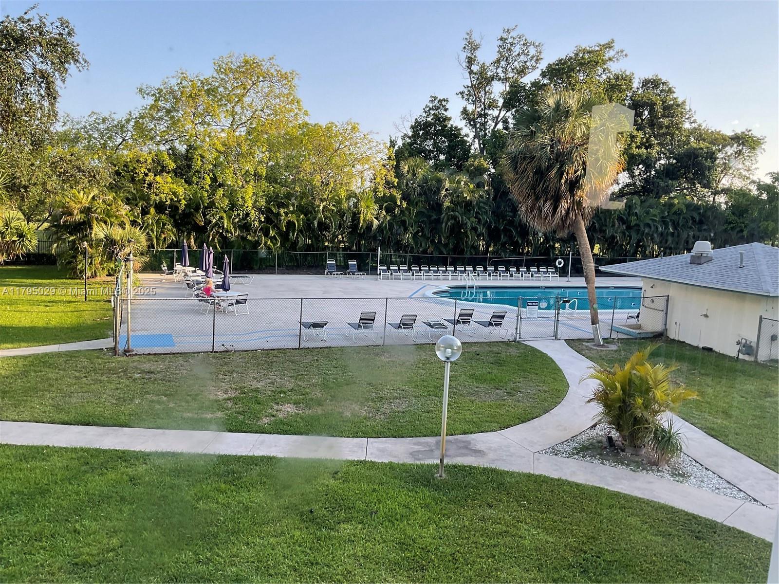 Property photo # 9