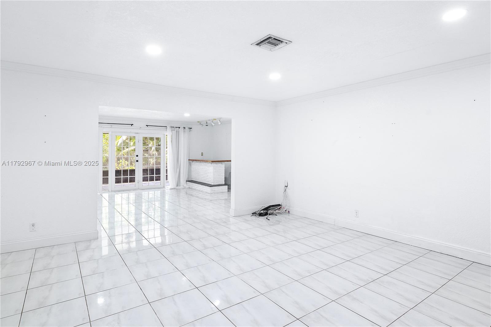 5200 SW 3rd St, Plantation, Florida image 20