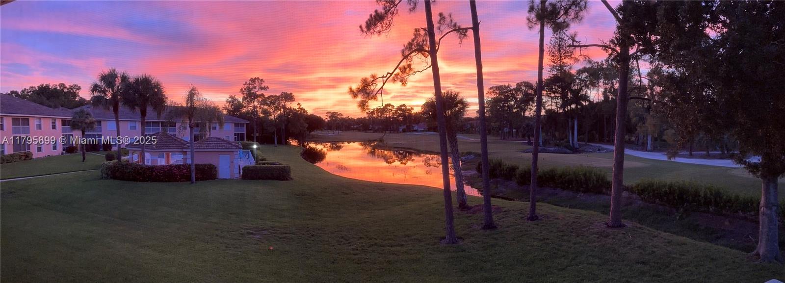 575 Augusta Boulevard #8, Naples, Florida image 1
