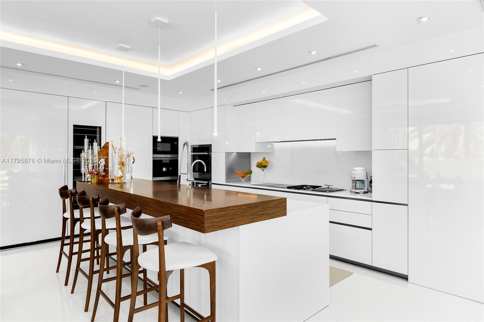 441 N Hibiscus Dr, Miami Beach, Florida image 33