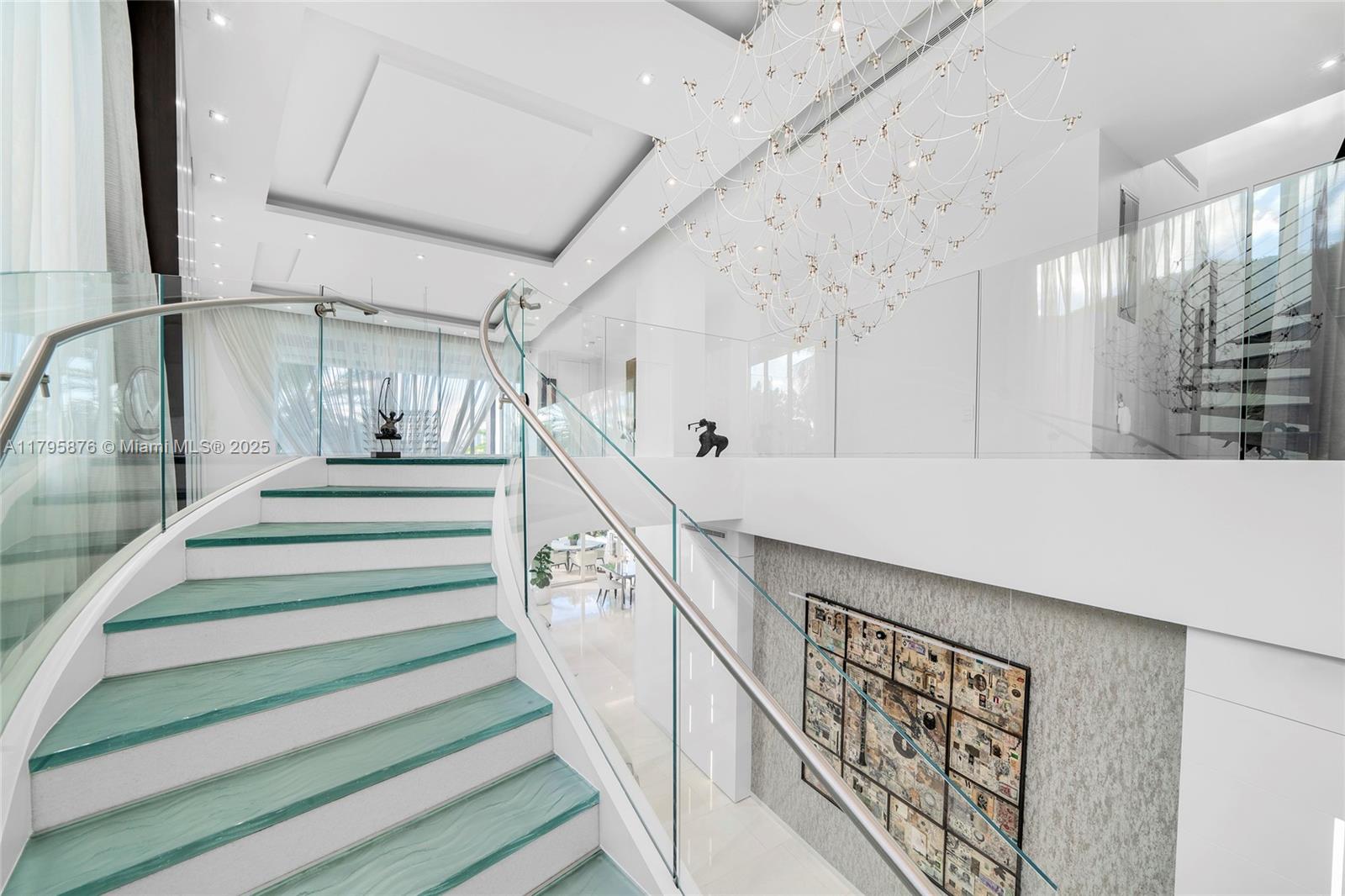 441 N Hibiscus Dr, Miami Beach, Florida image 36