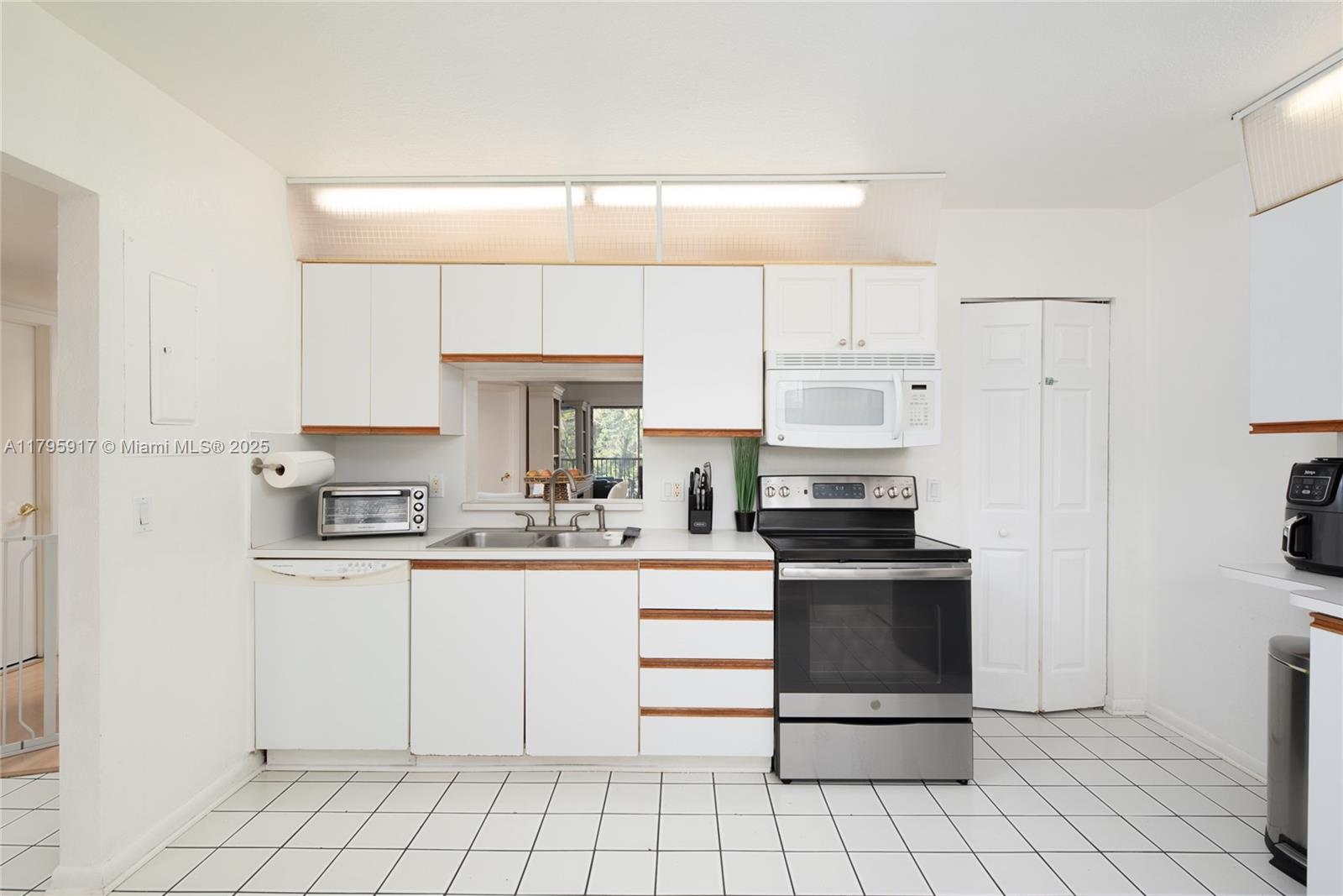 1720 Hammock Blvd #209, Coconut Creek, Florida image 14