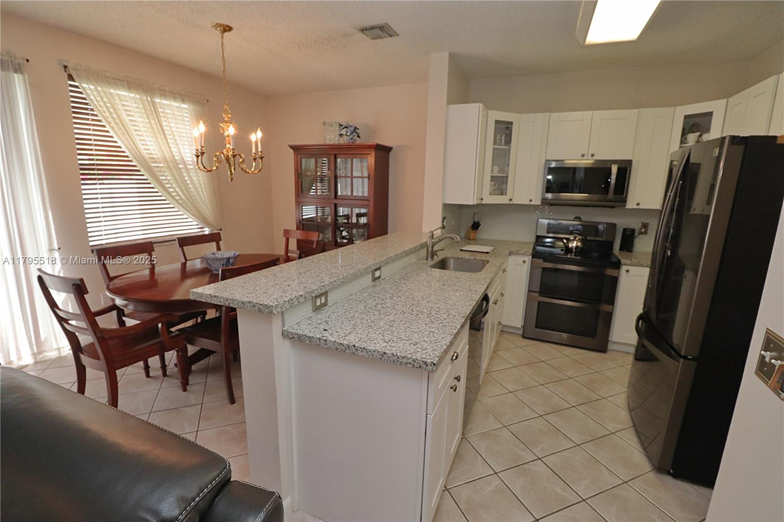 Listing Photo 13