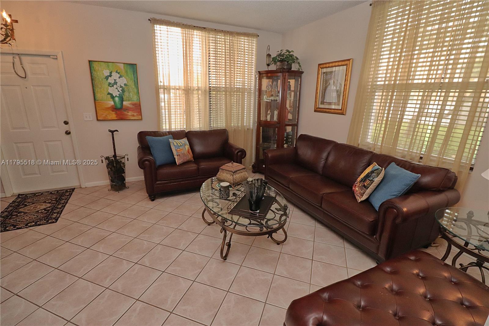 1427 NW 154th Ln, Pembroke Pines, Florida image 8