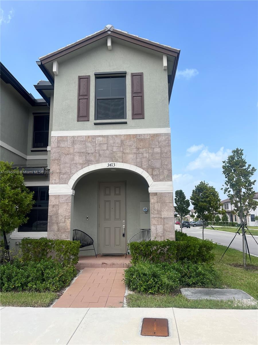 3413 W 113th St  For Sale A11795912, FL