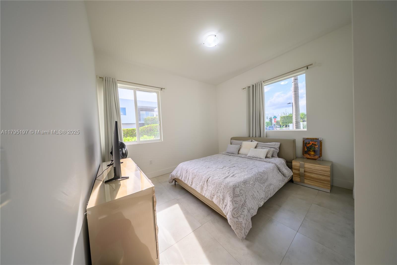 10126 NW 76th Ter, Doral, Florida image 22