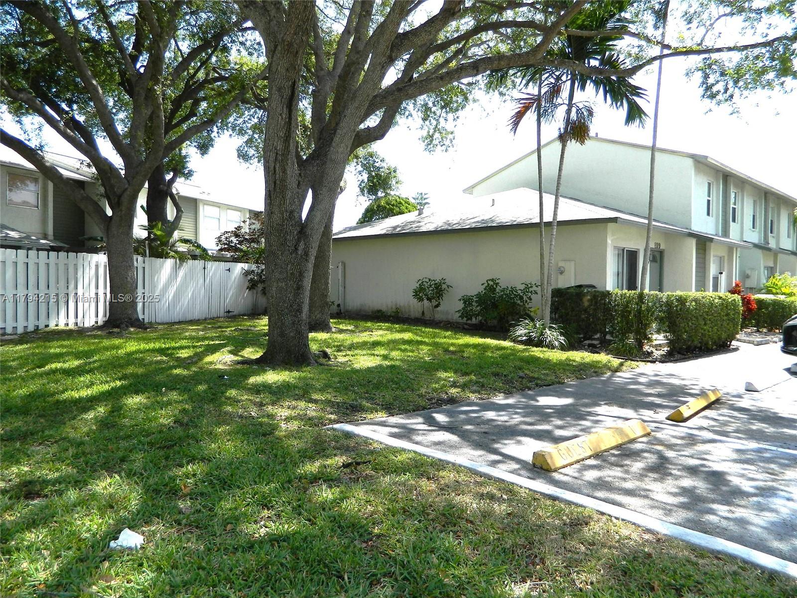 Property photo # 0