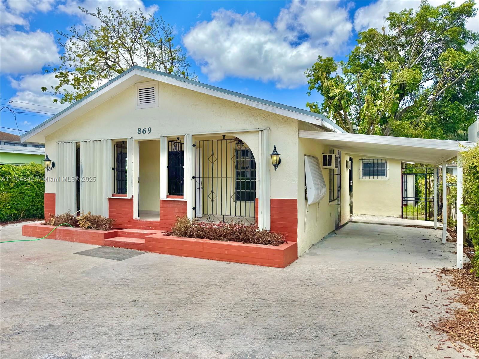 Property photo # 0