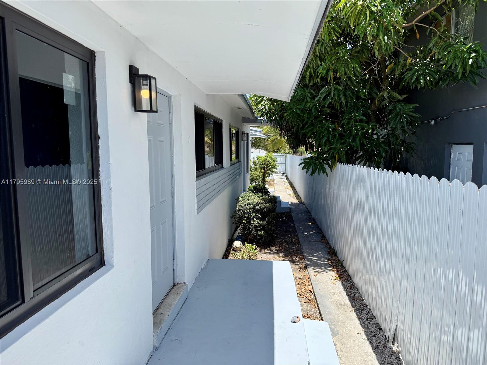 709 13th St, West Palm Beach, Florida image 26