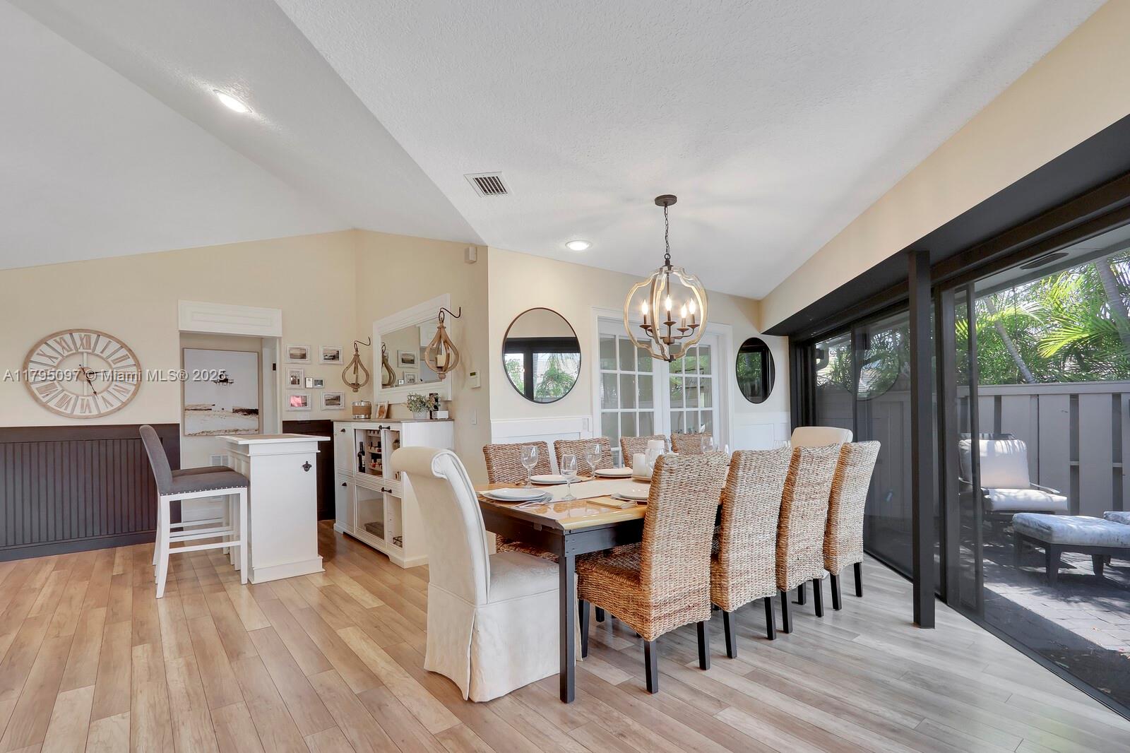 1127 E Seminole Ave #25D, Jupiter, Florida image 17