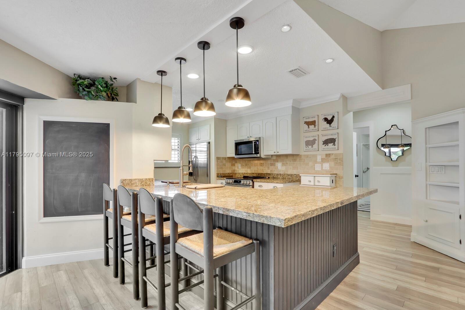 1127 E Seminole Ave #25D, Jupiter, Florida image 22