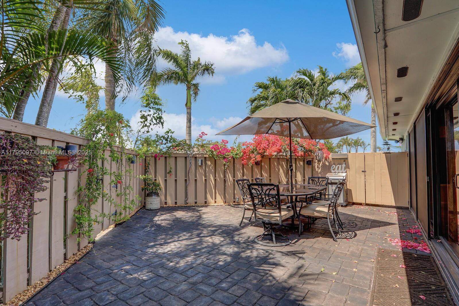 1127 E Seminole Ave #25D, Jupiter, Florida image 8