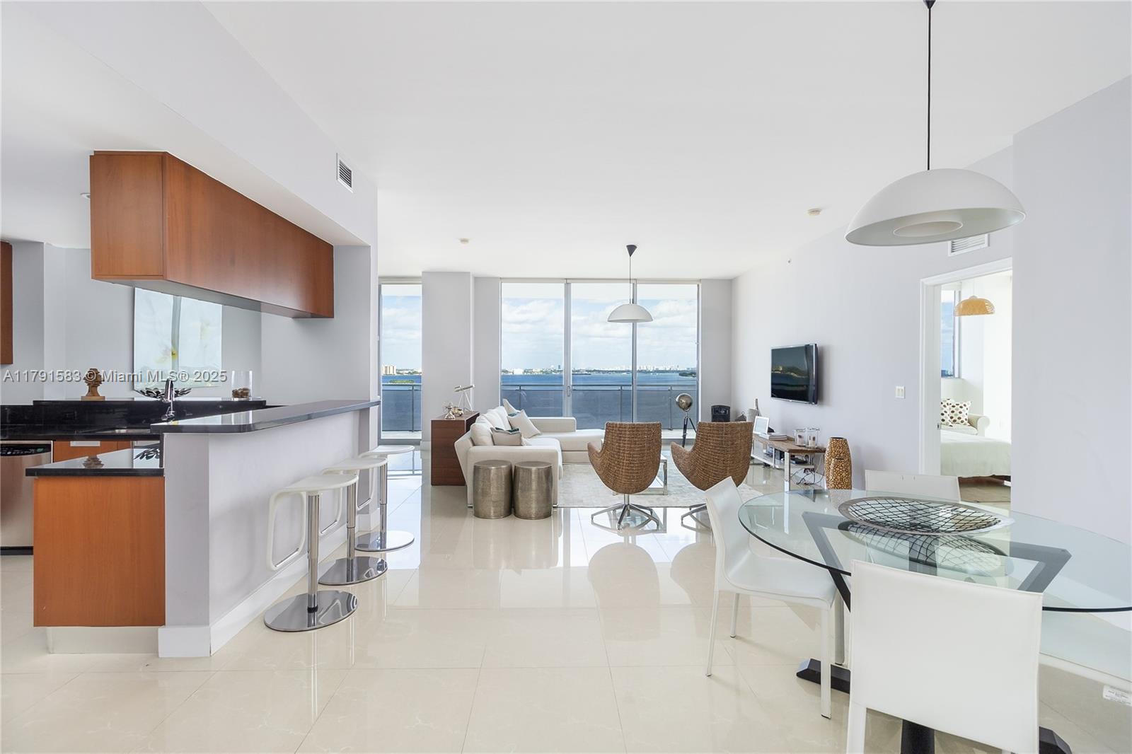 Property photo # 8