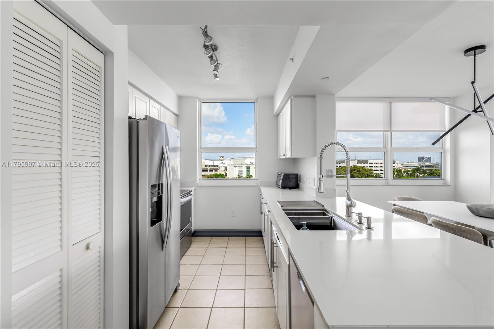 Property photo # 9