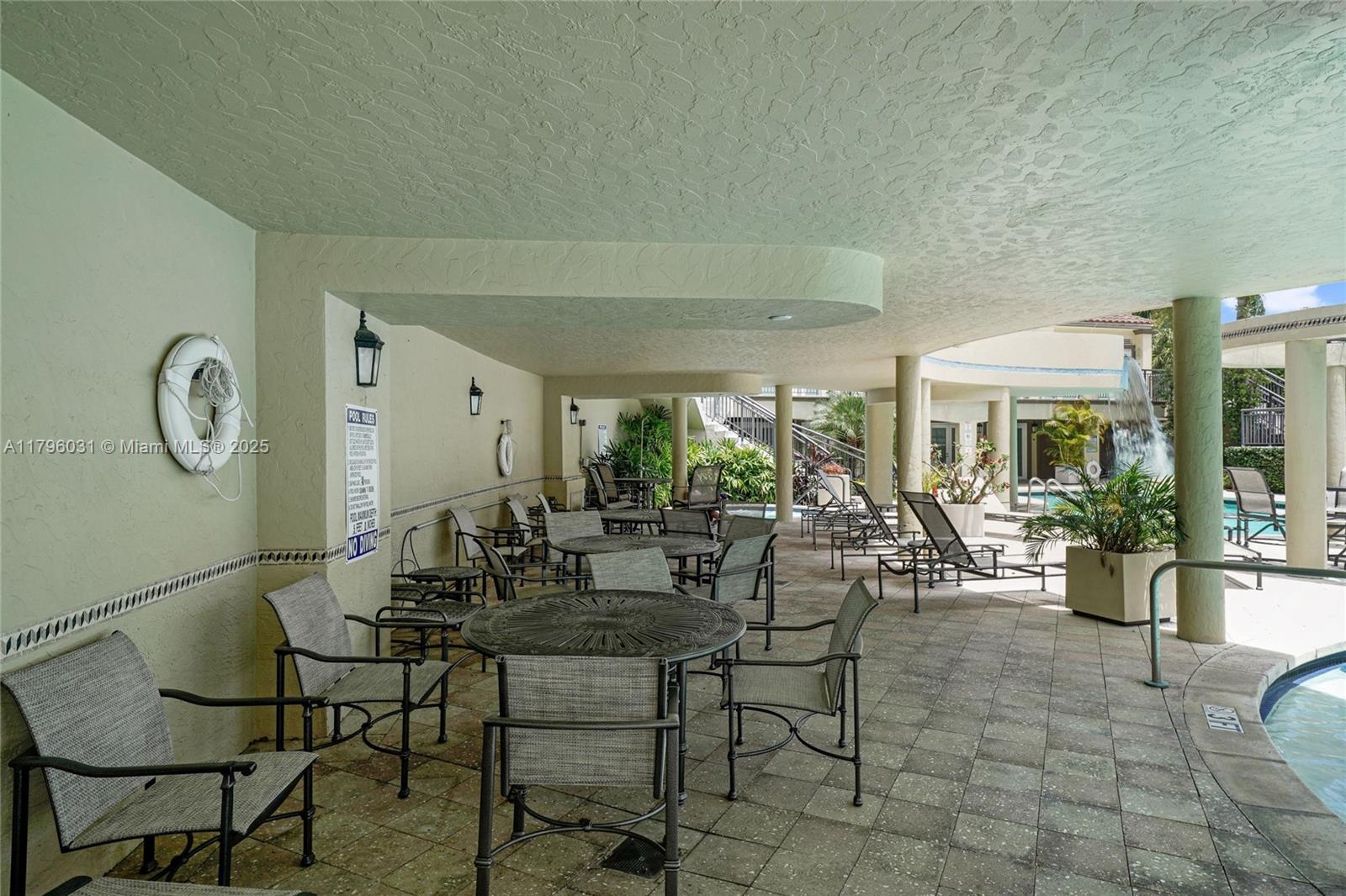 2633 NE 14th Ave #110, Wilton Manors, Florida image 31
