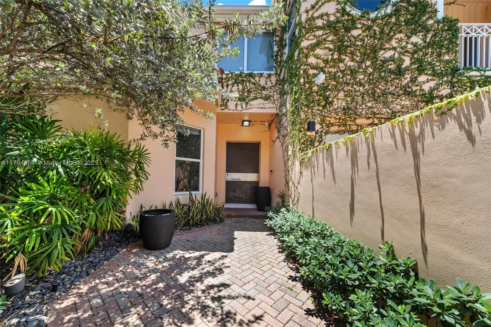 3710 NE 208th Ter, Aventura, Florida image 27