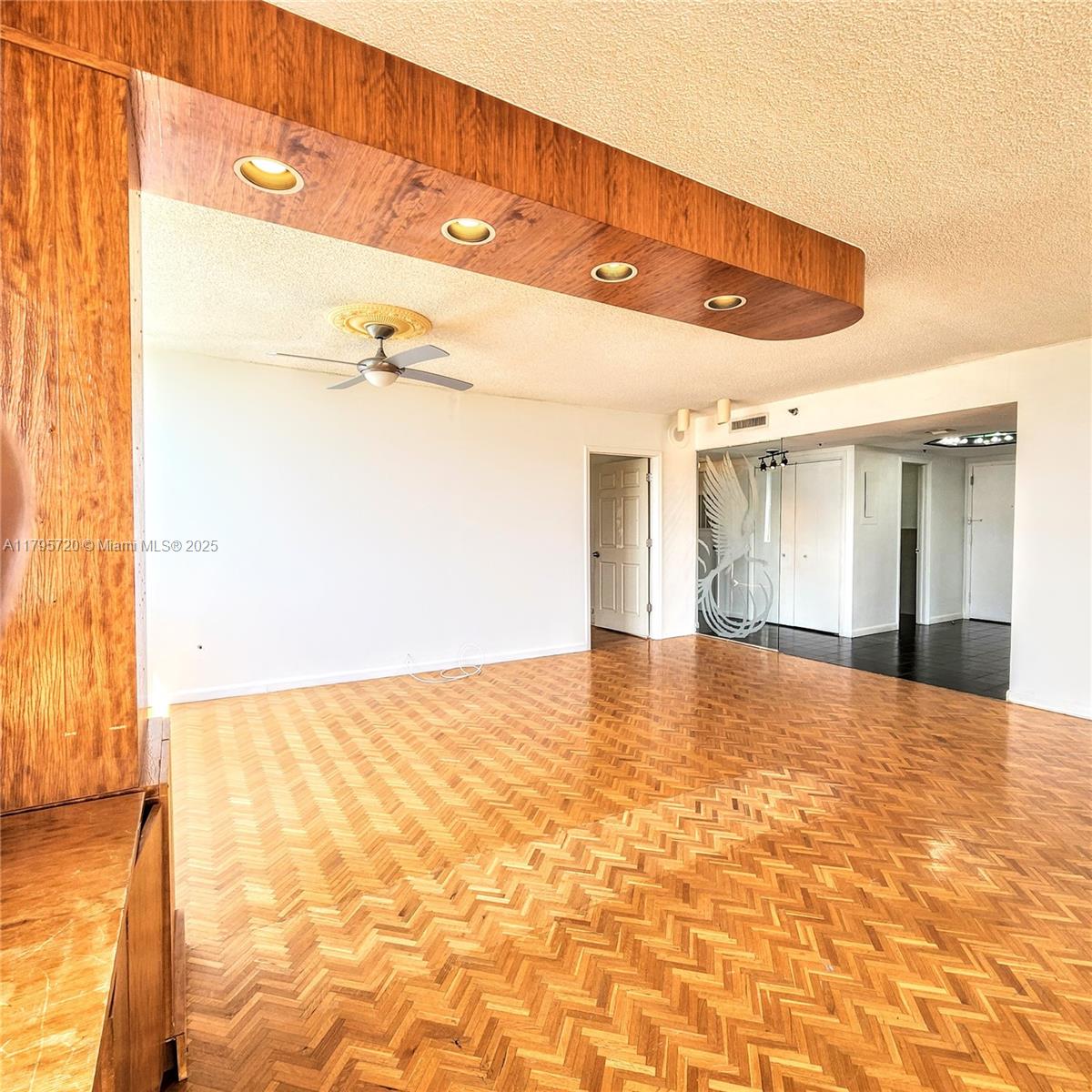4001 Hillcrest Dr #602-4, Hollywood, Florida image 16