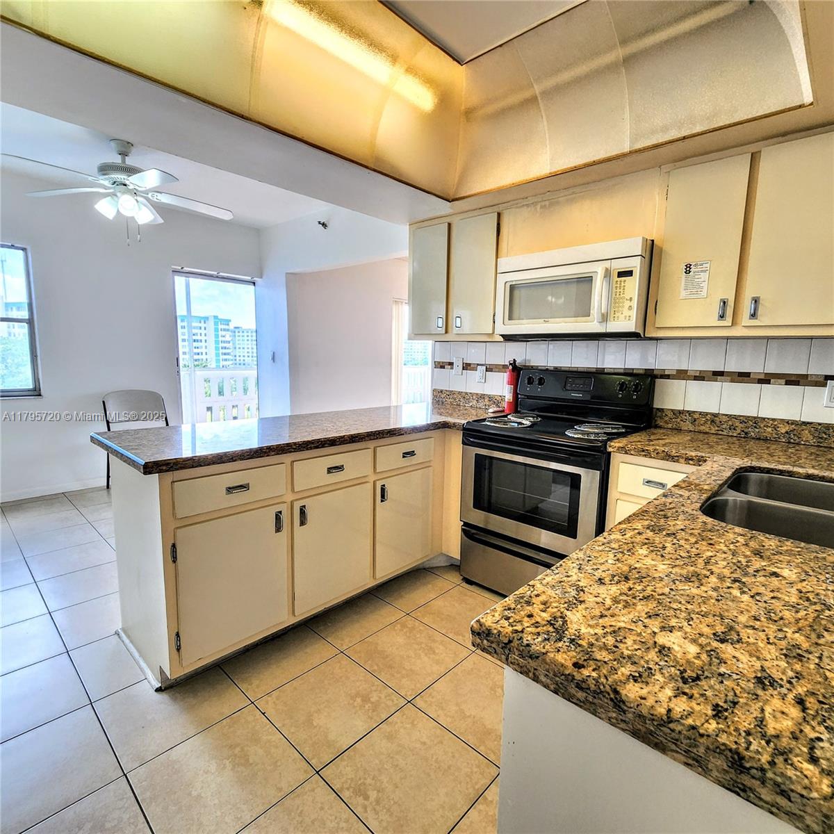4001 Hillcrest Dr #602-4, Hollywood, Florida image 19