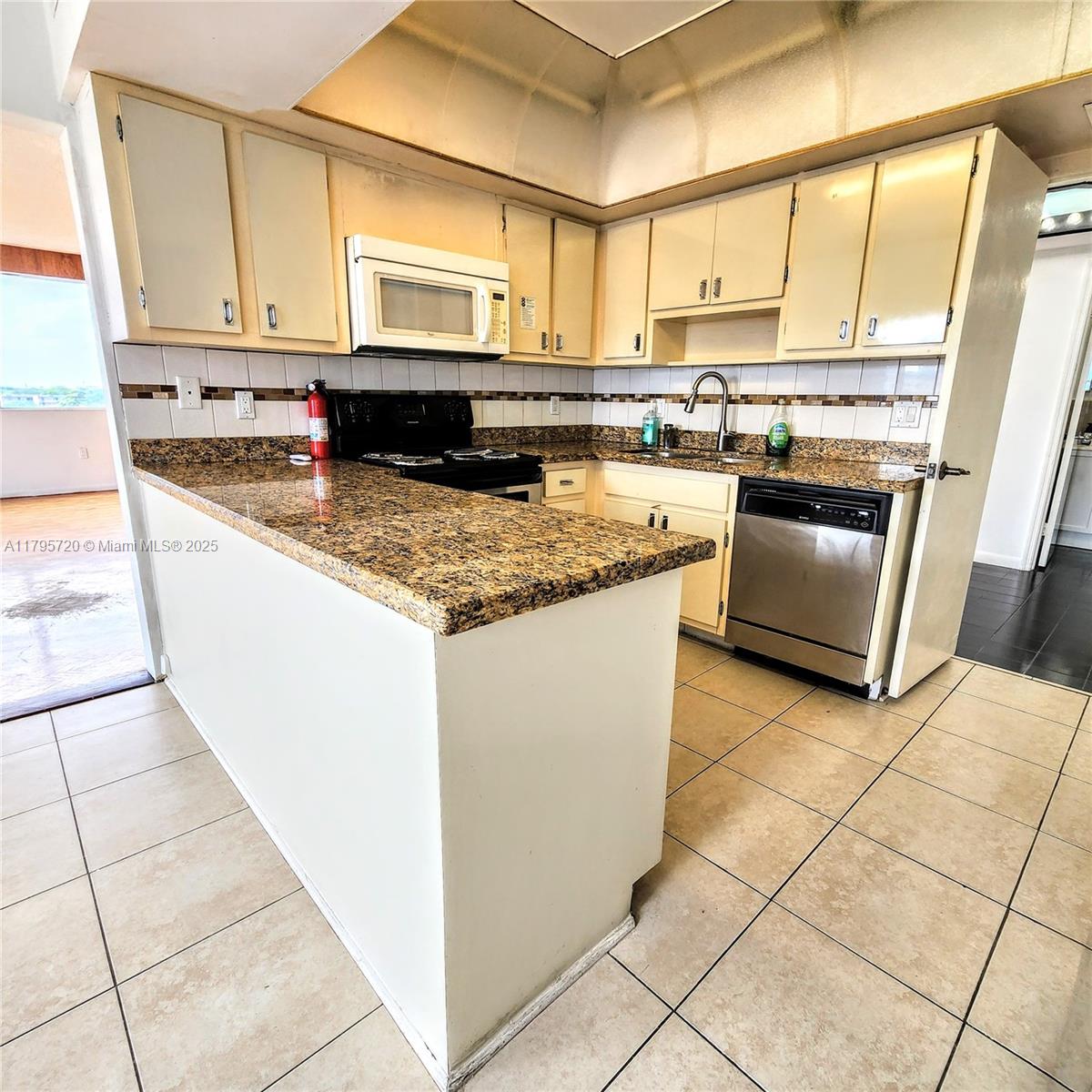 Listing Photo 21