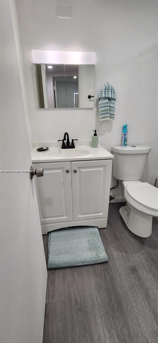 9010 Sunrise Lakes Blvd #304, Sunrise, Florida image 14
