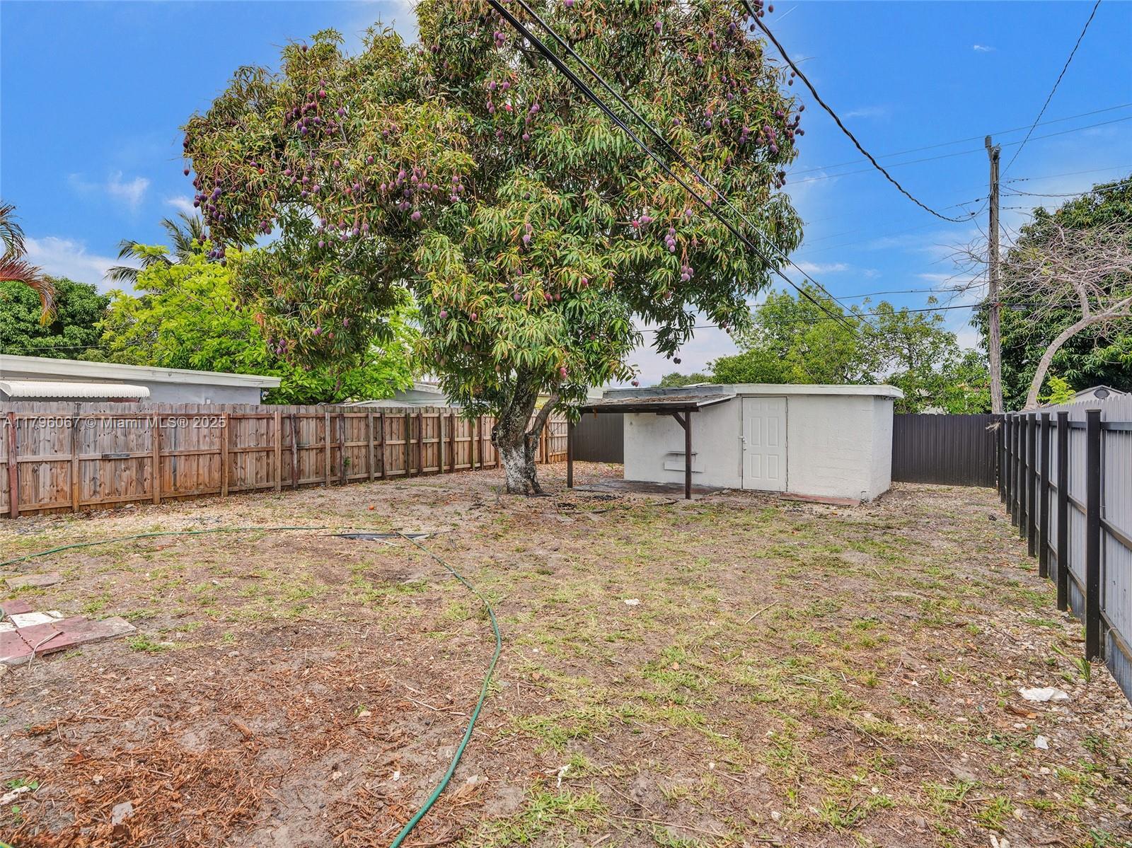 539 E 30th St, Hialeah, Florida image 31