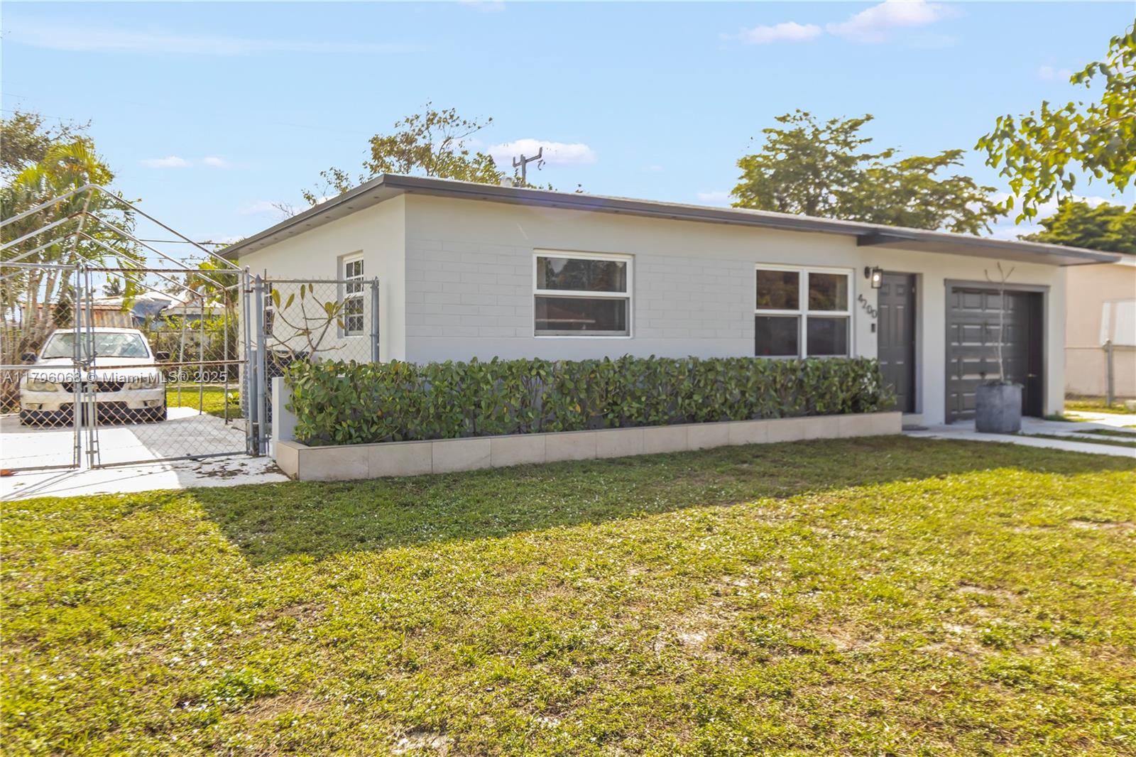 Property photo # 4