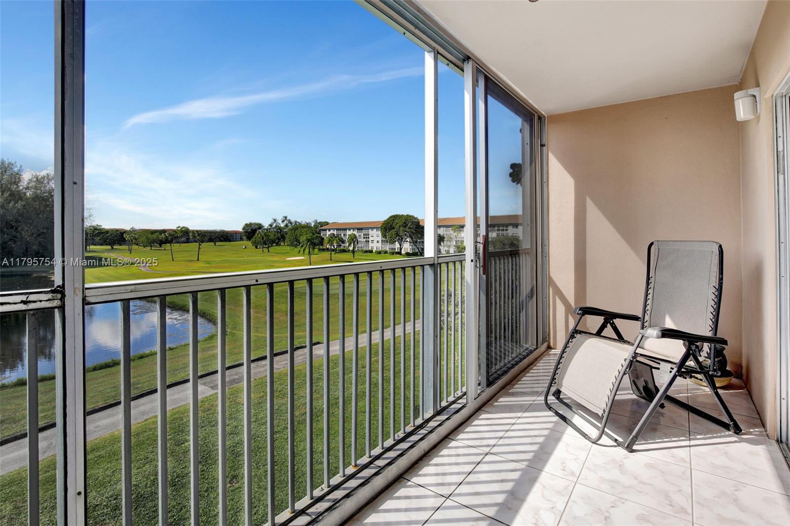 900 SW 125th Way #312R, Pembroke Pines, Florida image 36
