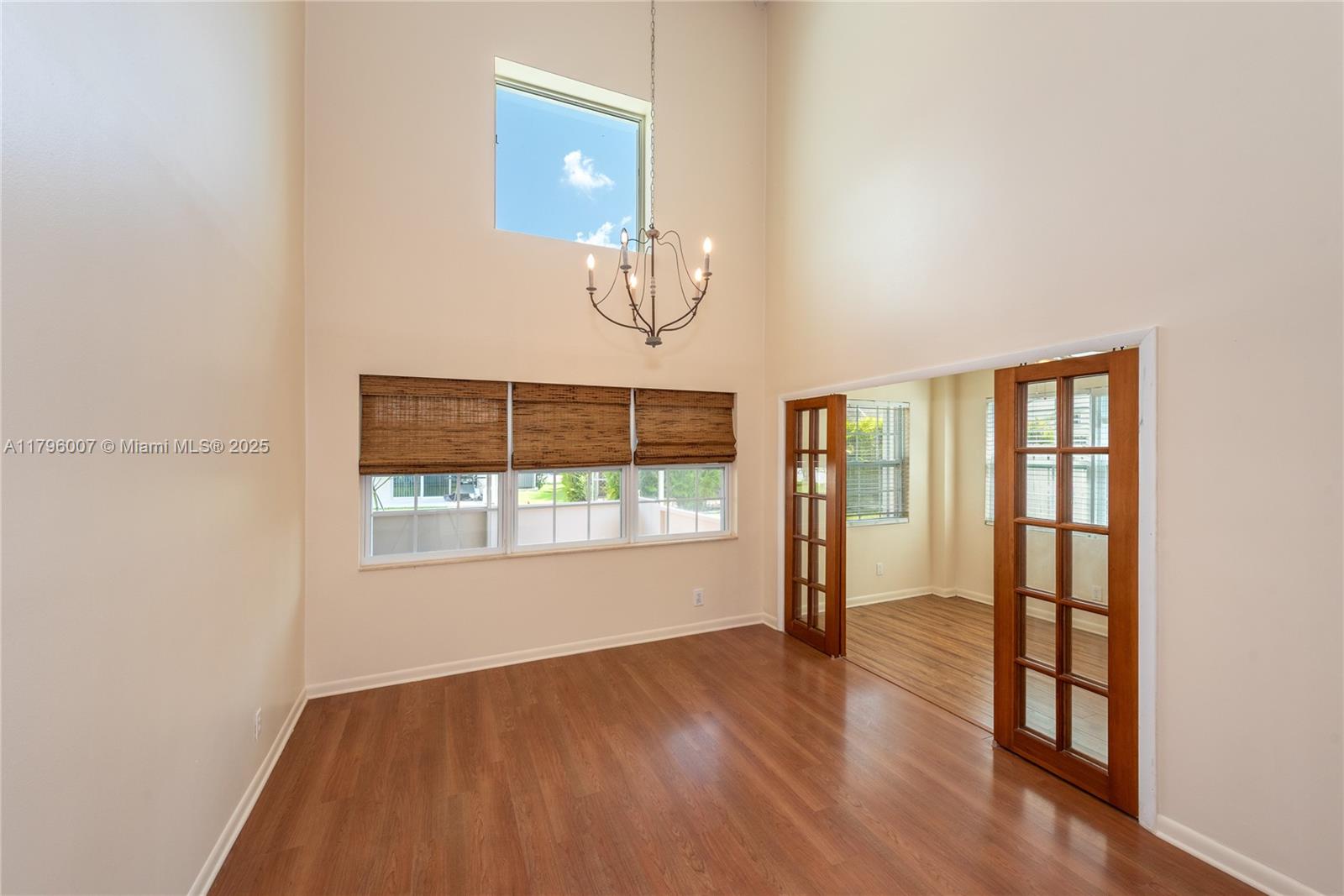 504 Bedford Ave, Weston, Florida image 7