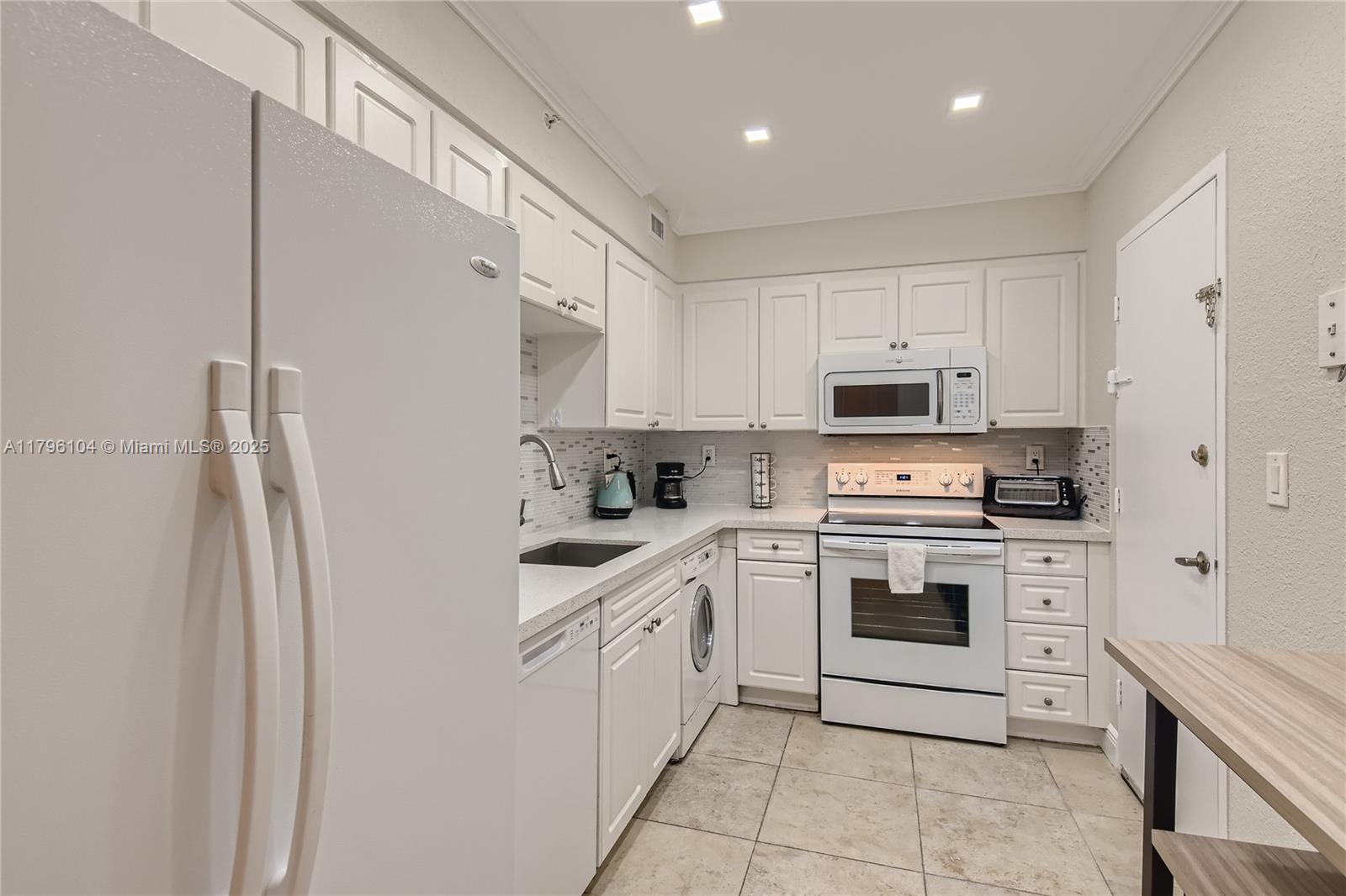 Property photo # 6
