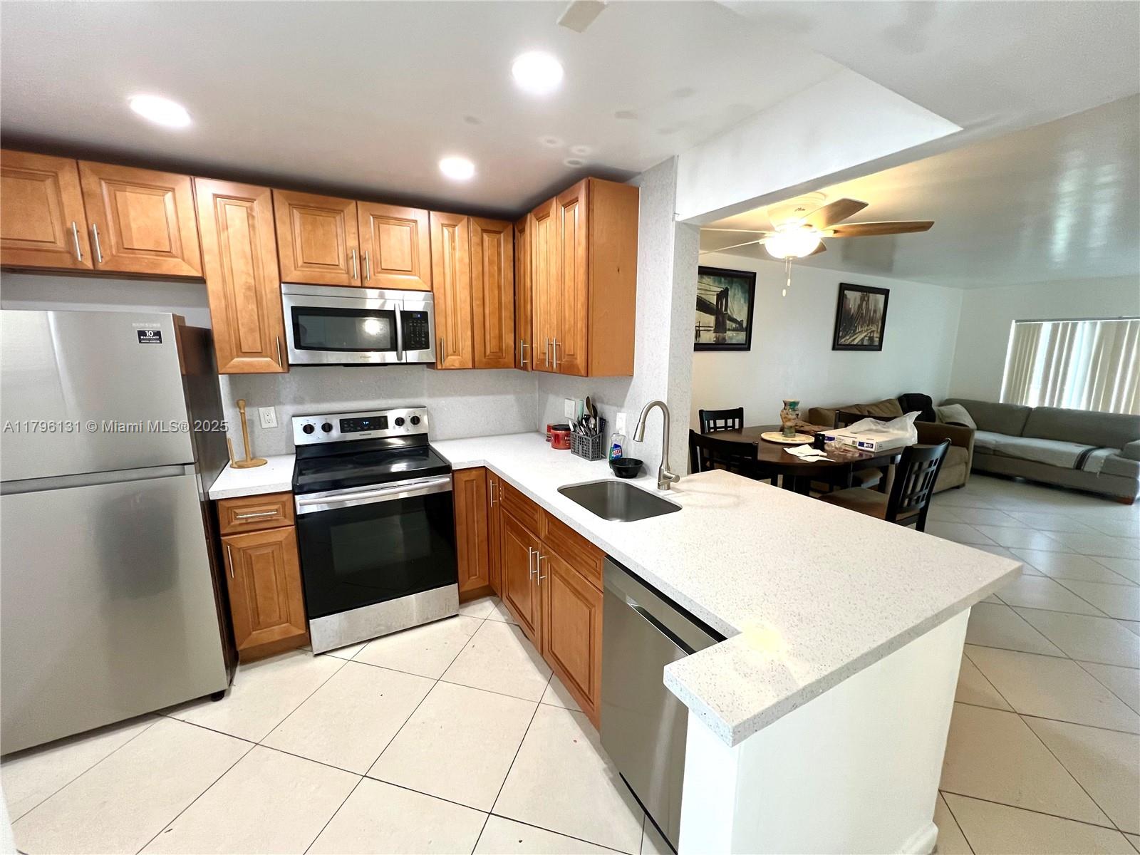 Property photo # 4