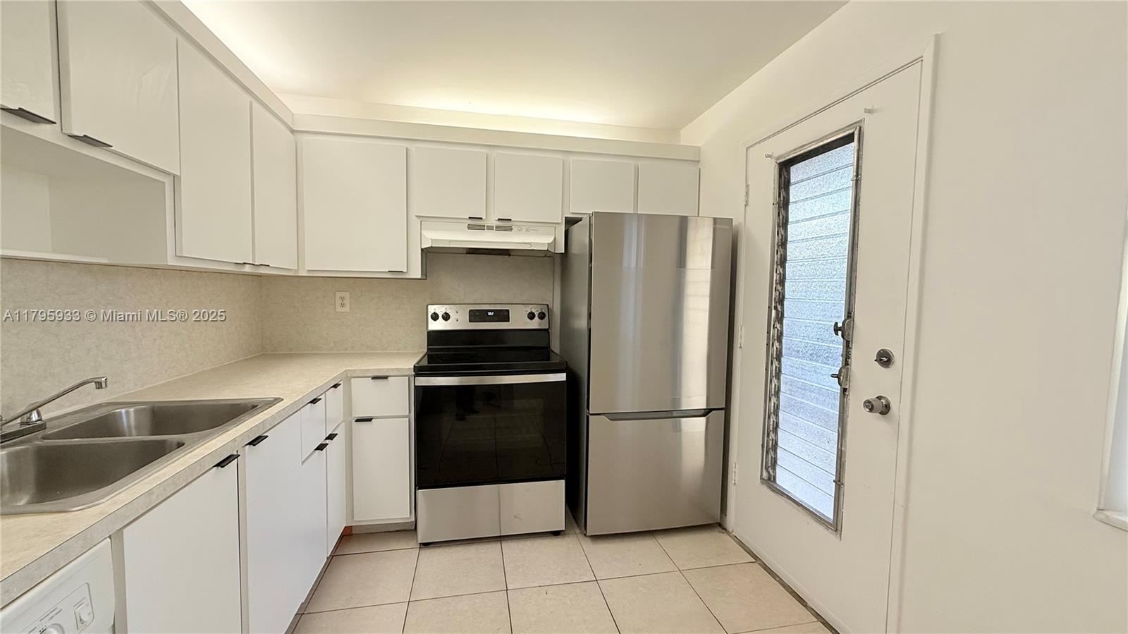 Property photo # 2
