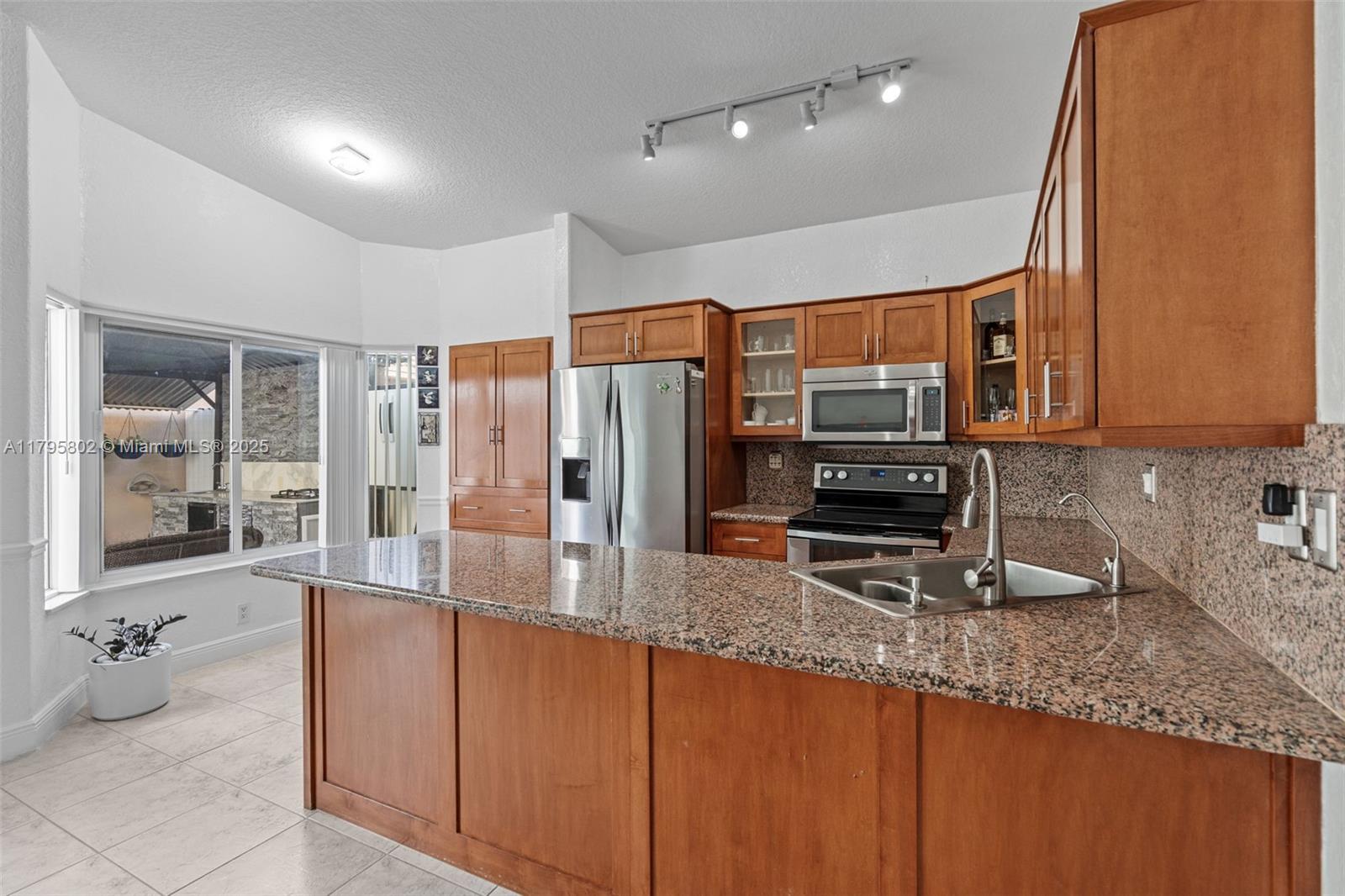 Listing Photo 15