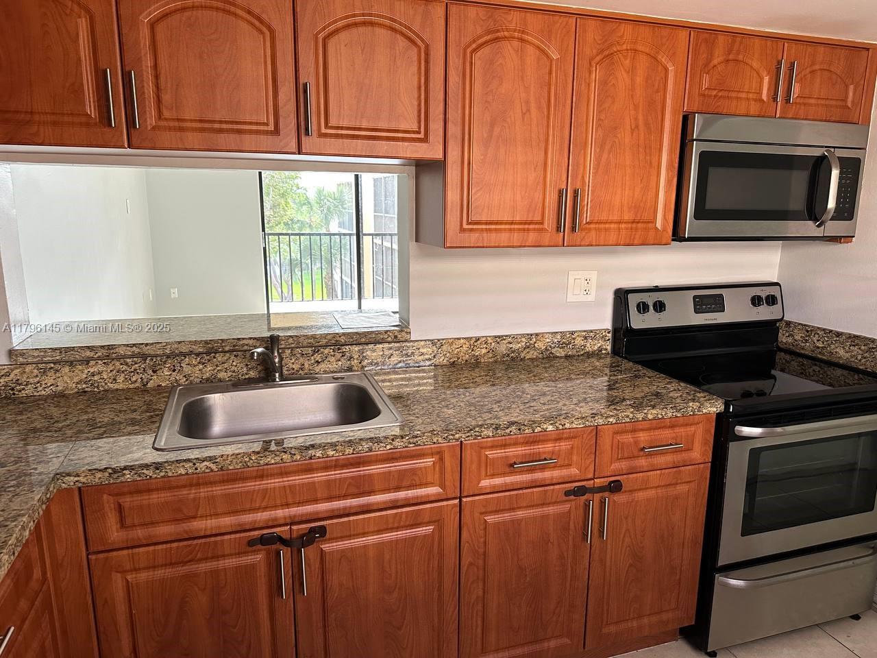 Property photo # 8