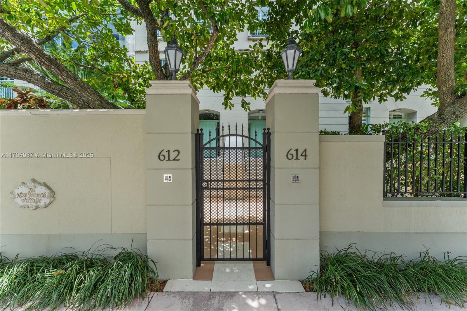 614 Valencia Ave #103, Coral Gables, Florida image 2