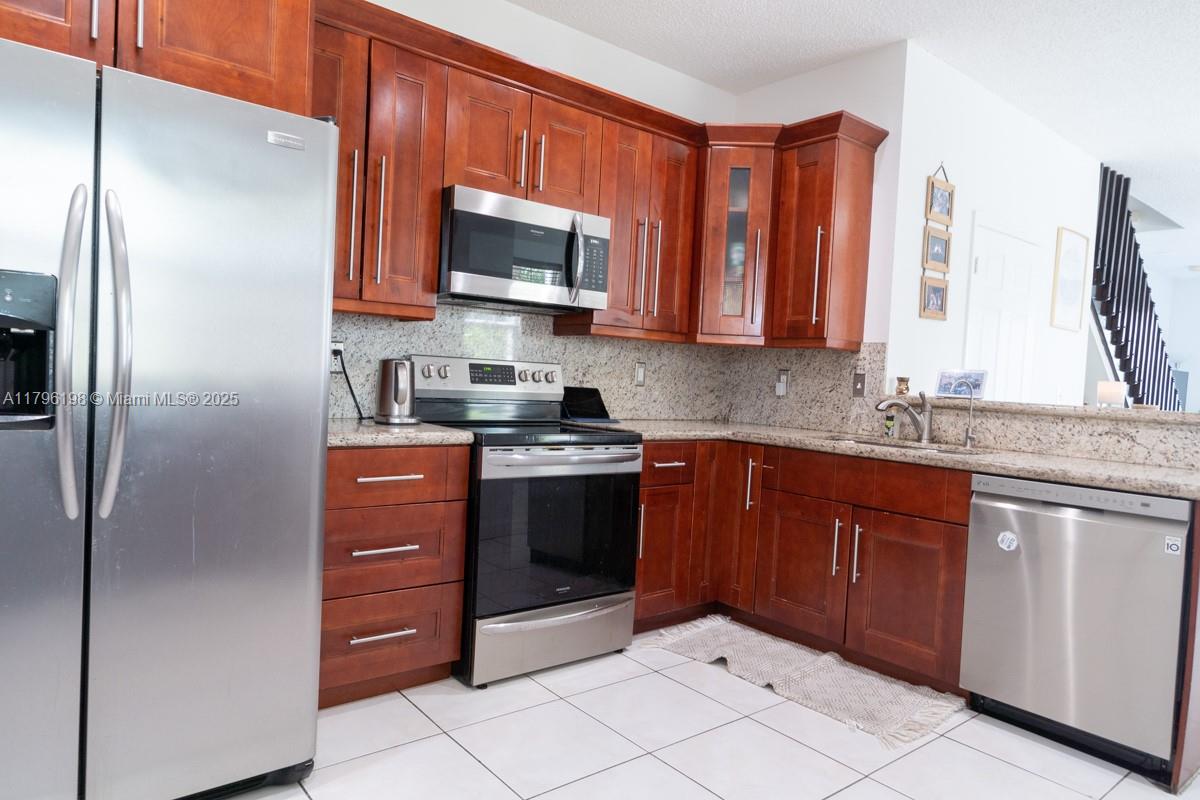 1999 Madeira Dr, Weston, Florida image 18