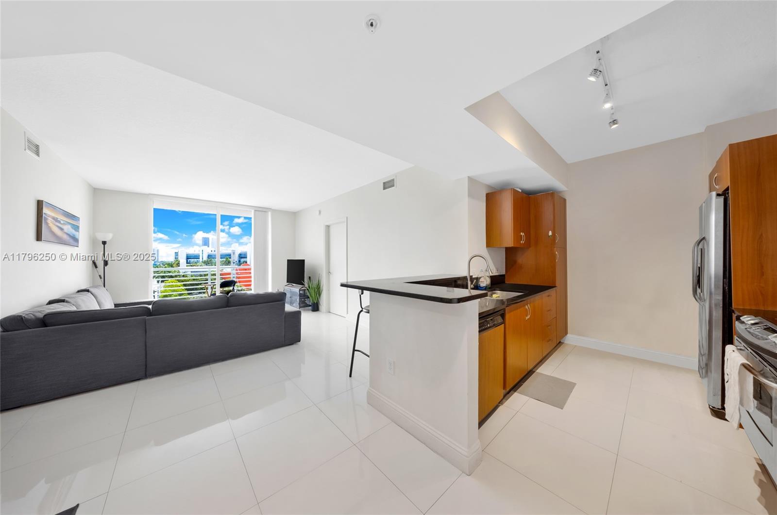Property photo # 7