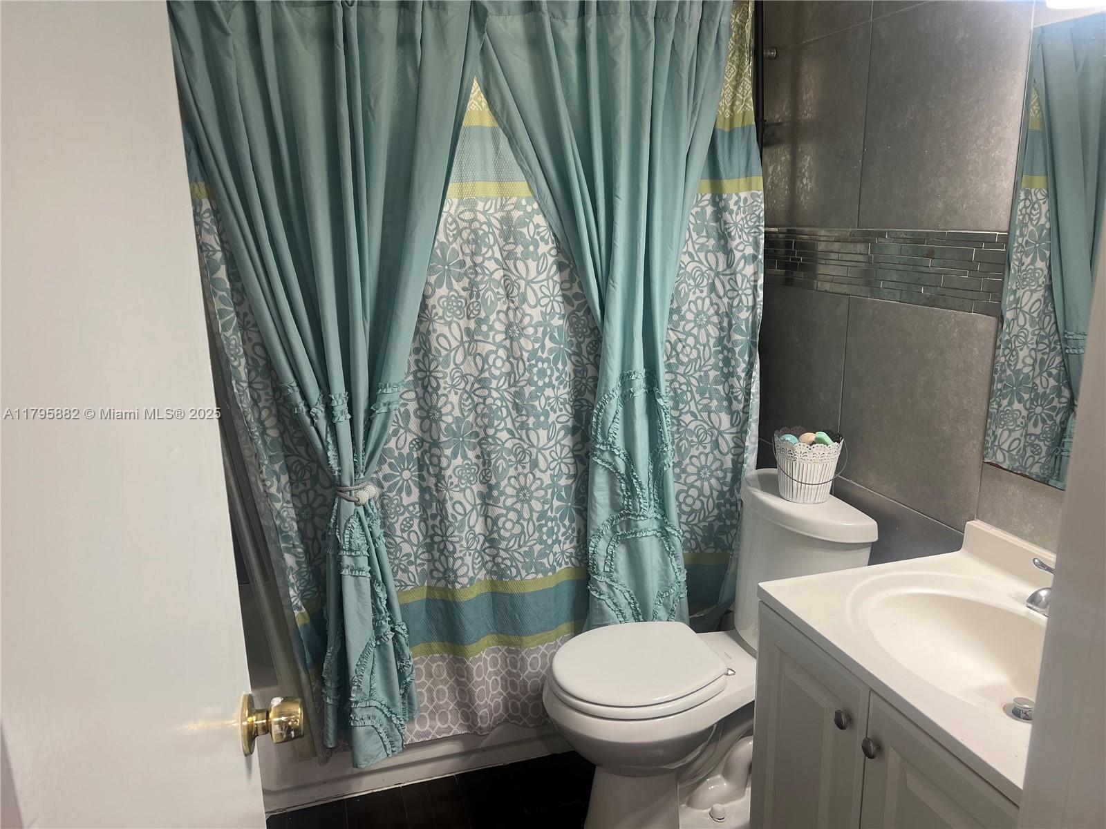 Property photo # 9