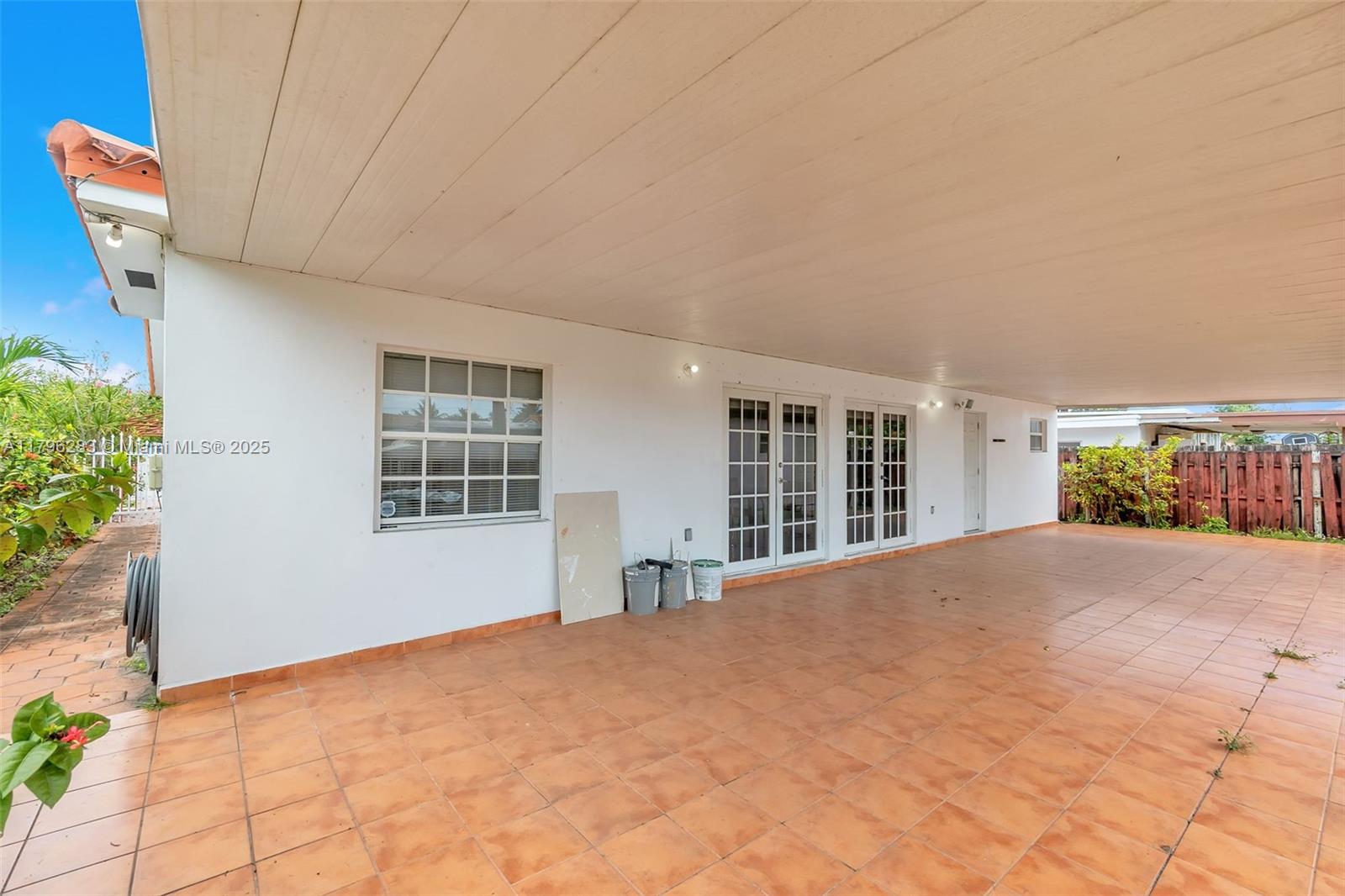 330 W 48th St, Hialeah, Florida image 38