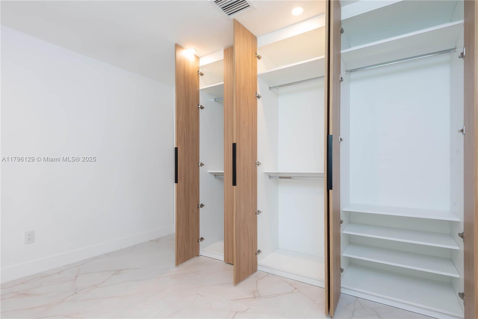 2181 SW 20th St, Miami, Florida image 13