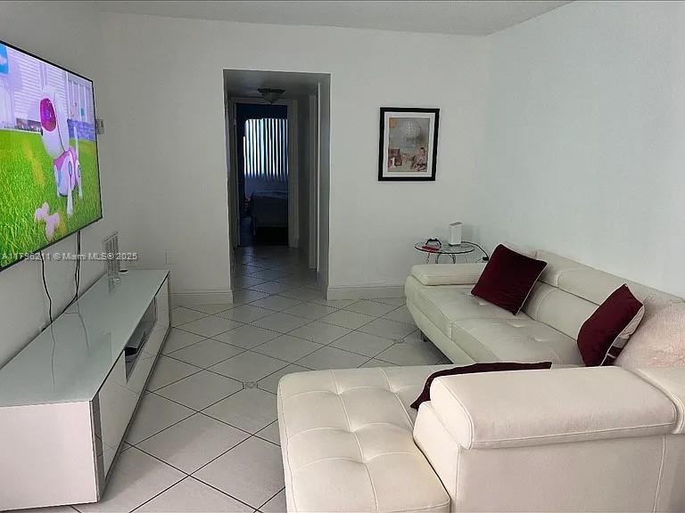 6620 W 2nd Ct #407, Hialeah, Florida image 2
