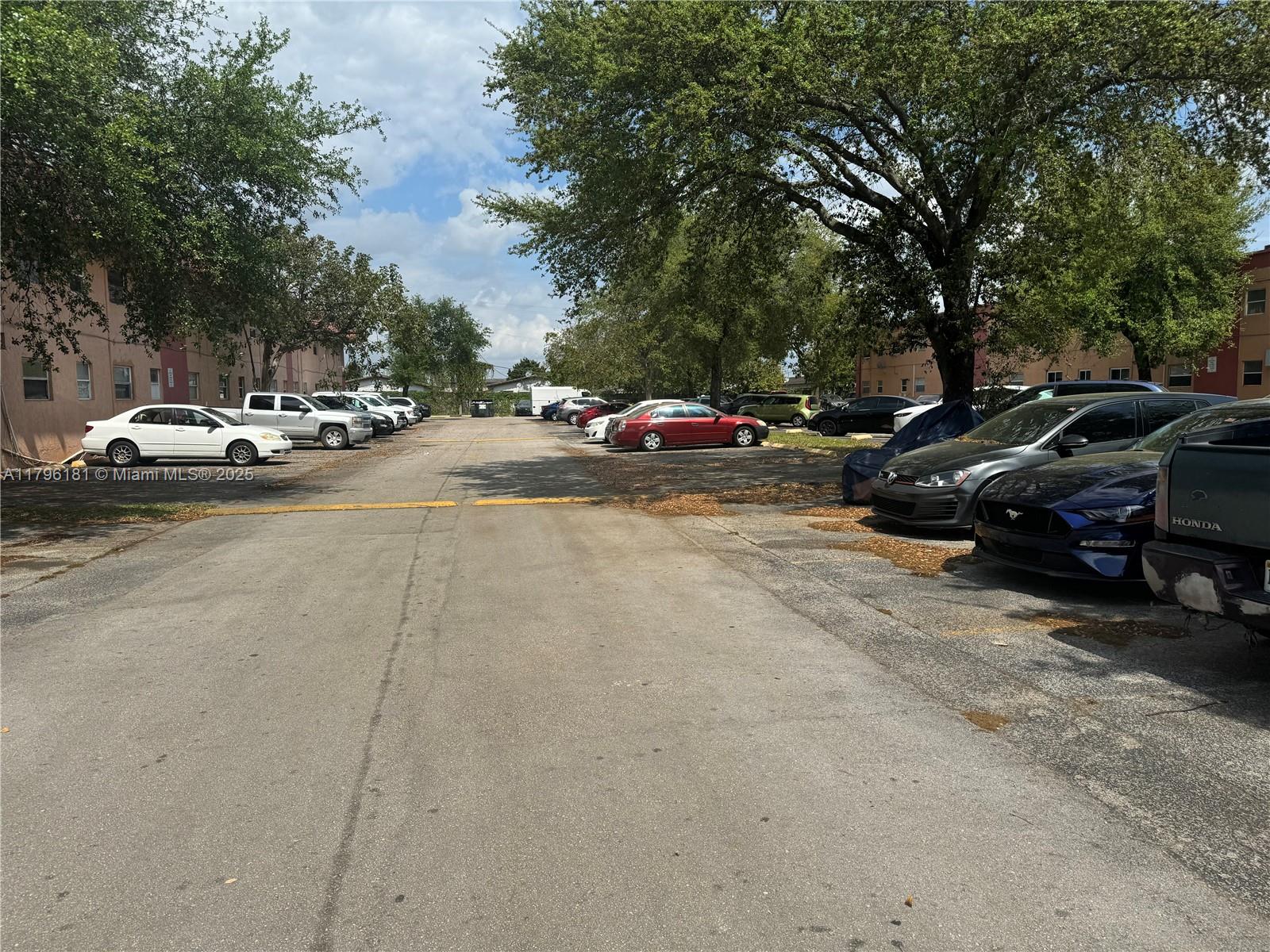 1245 W 24th St #117, Hialeah, Florida image 5