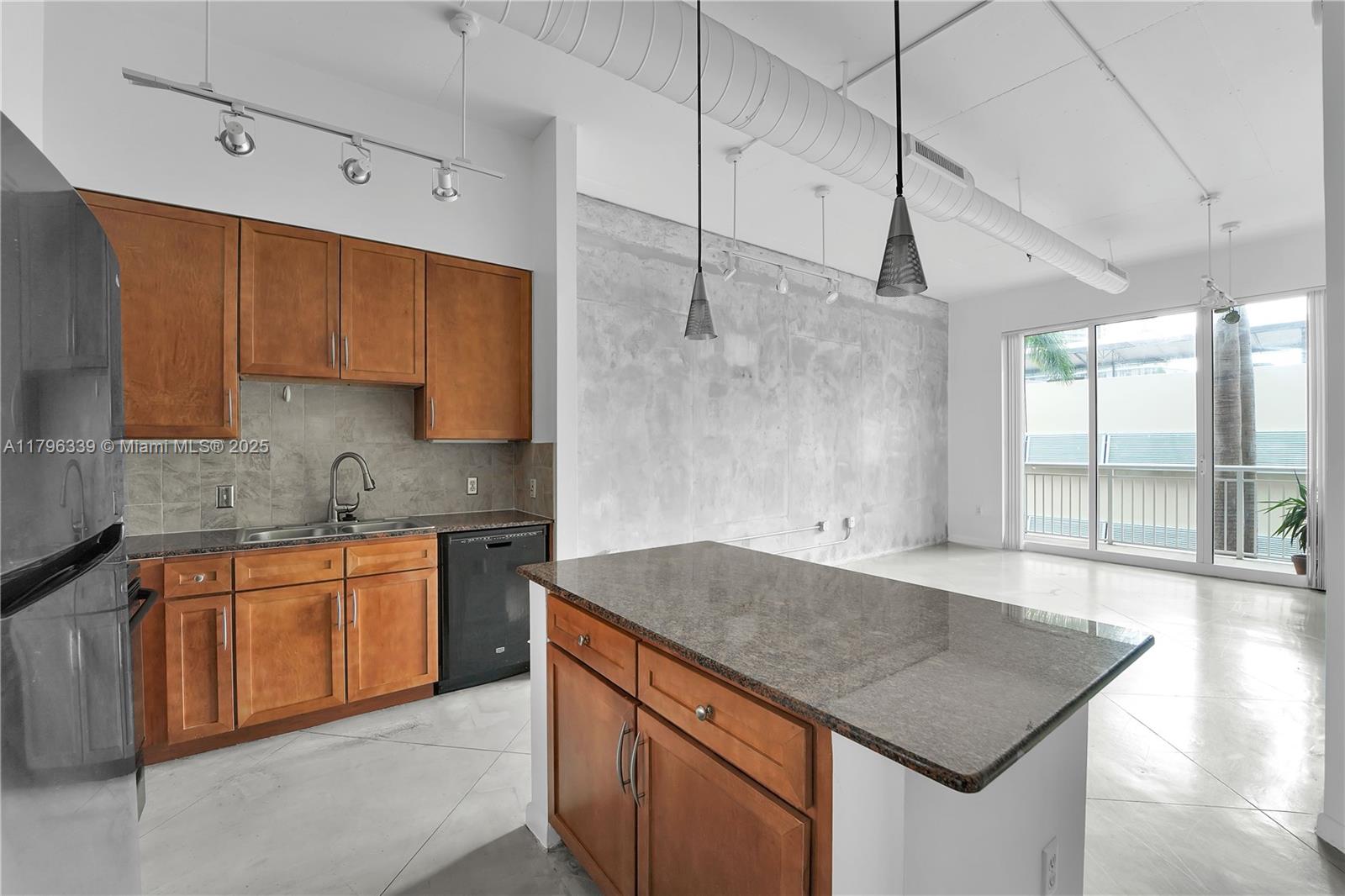 Property photo # 0