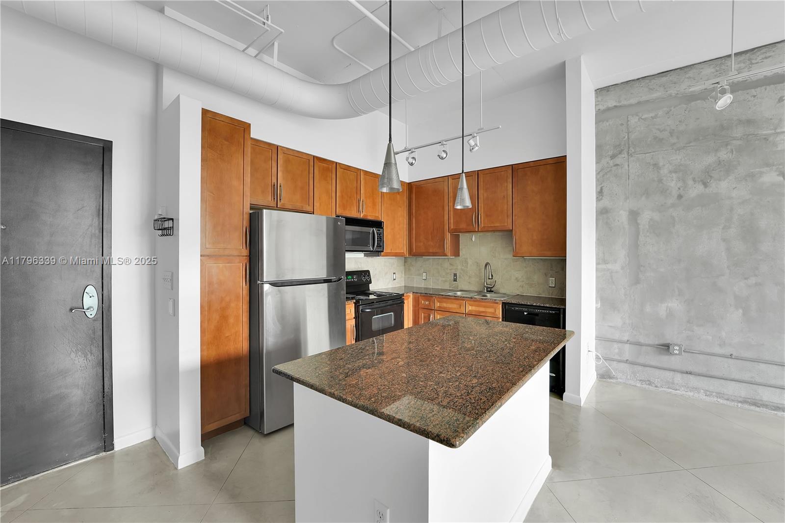 Property photo # 3