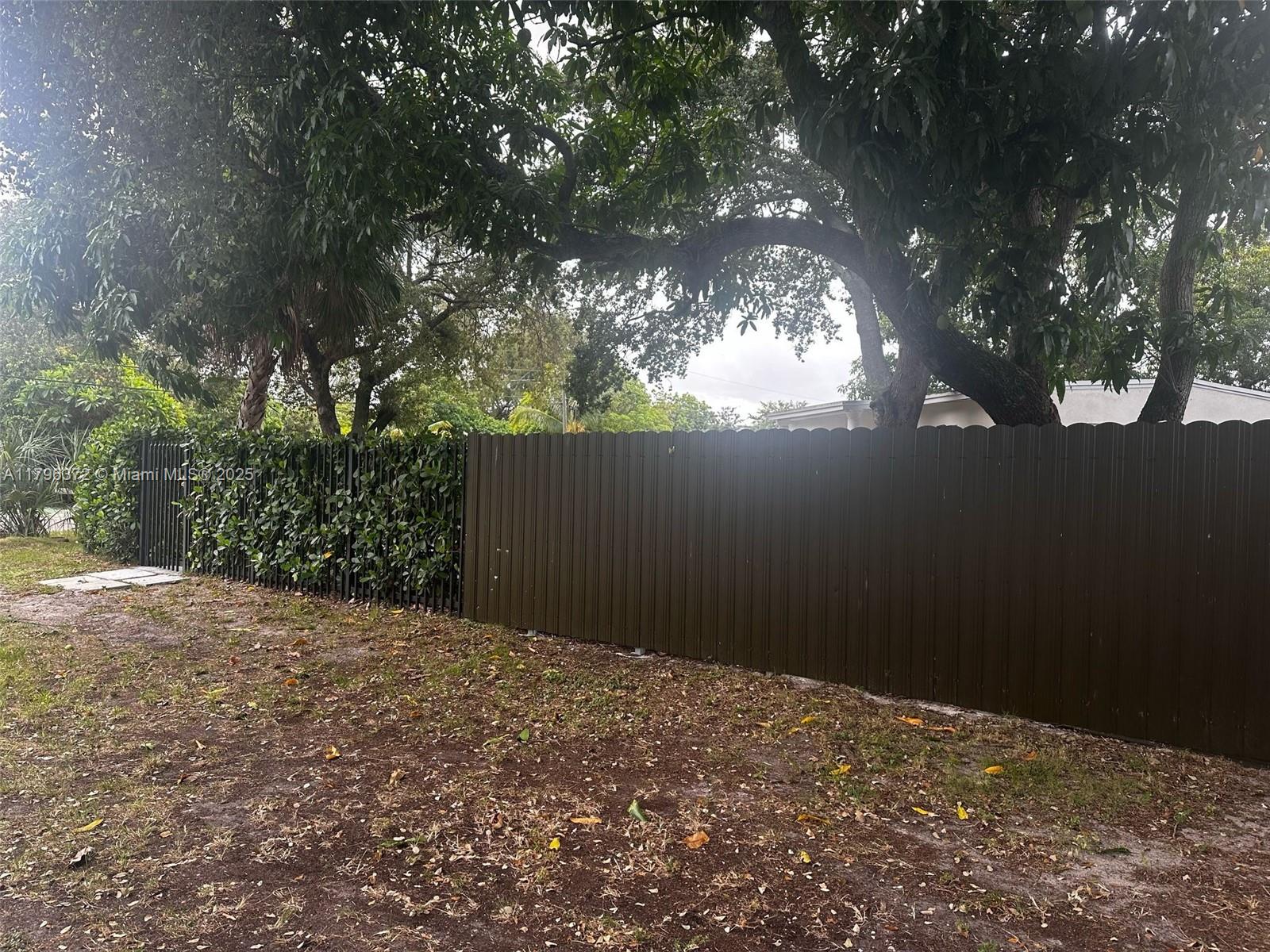 Property photo # 0