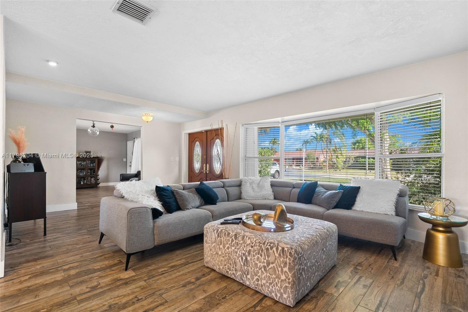 4715 Roosevelt St, Hollywood, Florida image 4