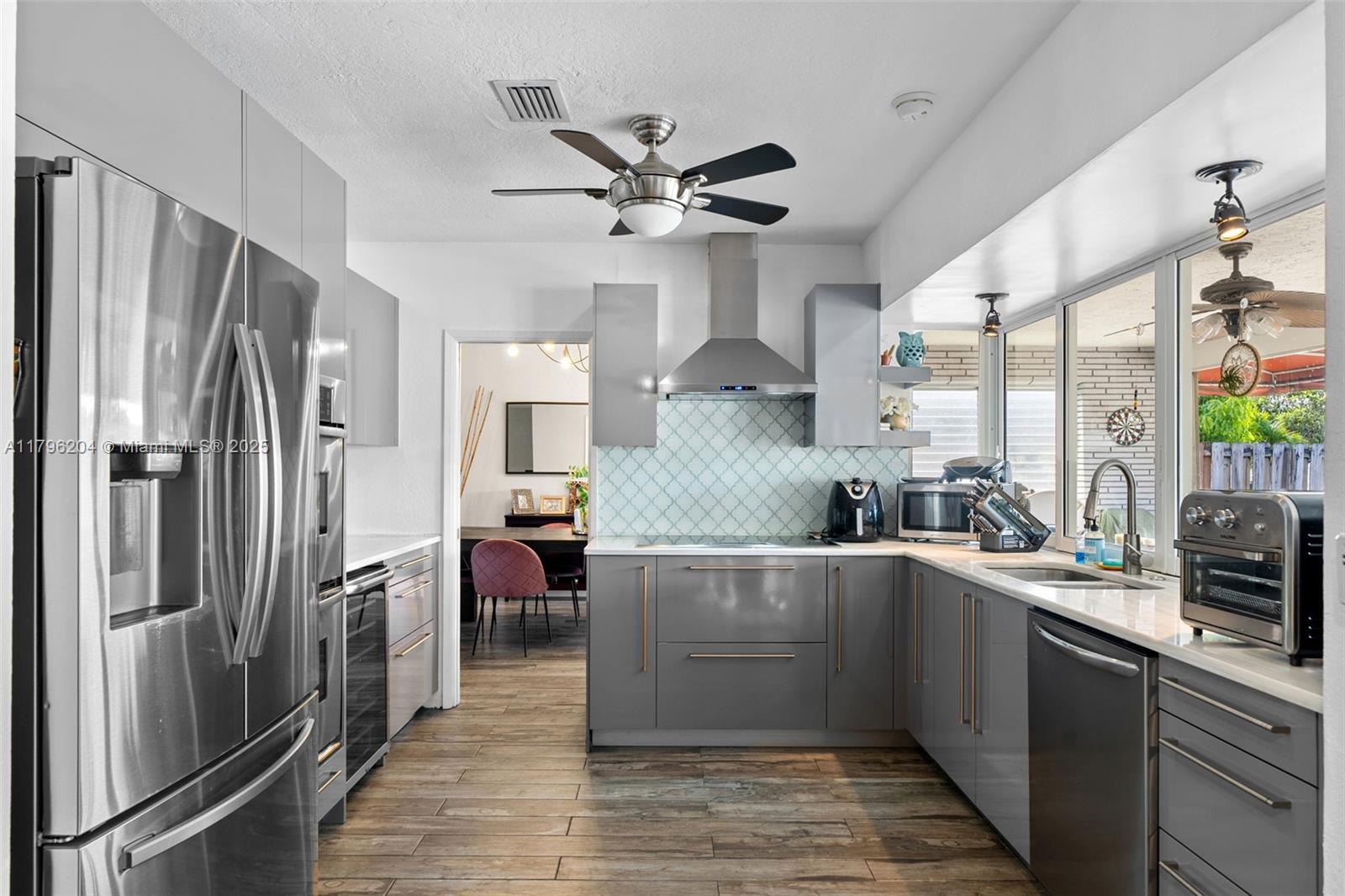 4715 Roosevelt St, Hollywood, Florida image 6