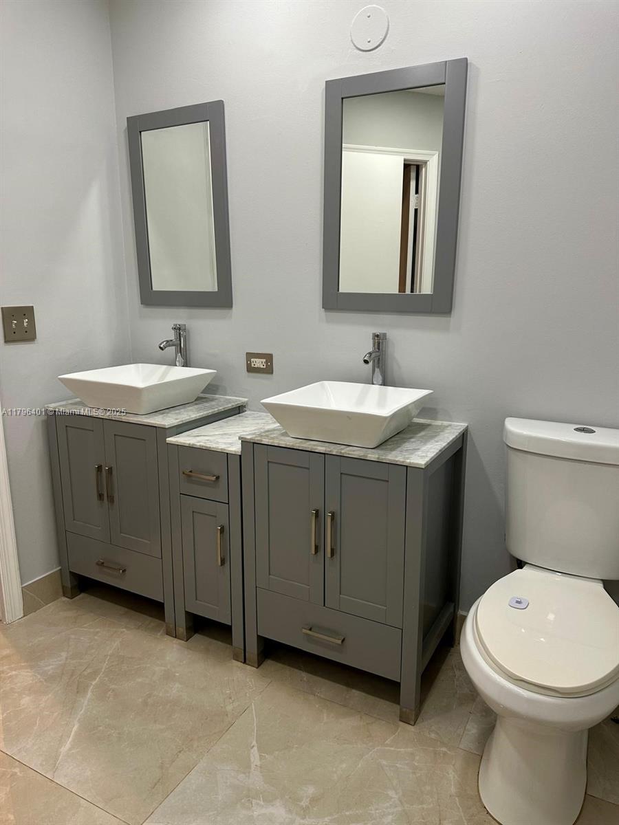Residential, Dania Beach, Florida image 6