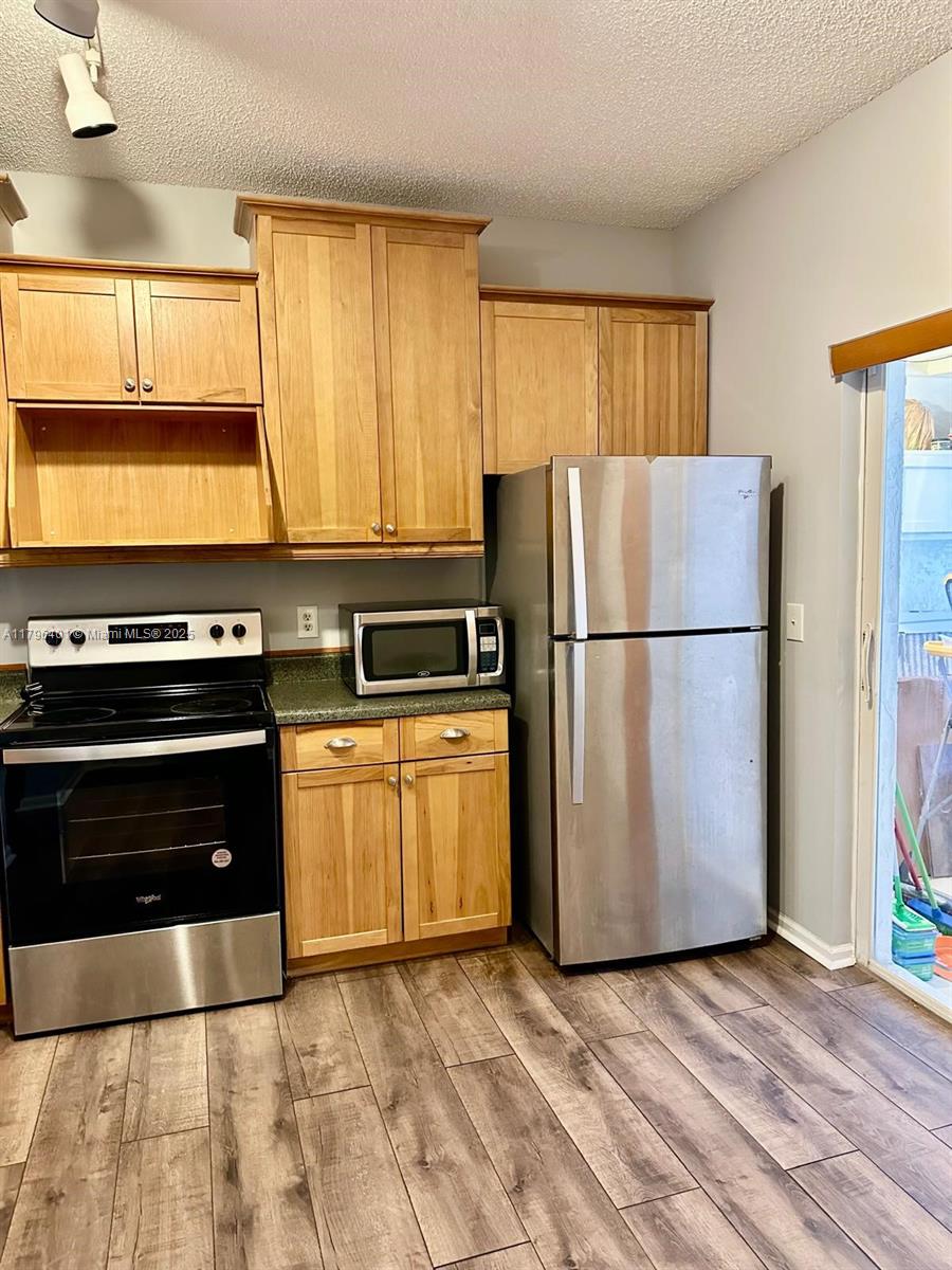 Residential, Dania Beach, Florida image 9