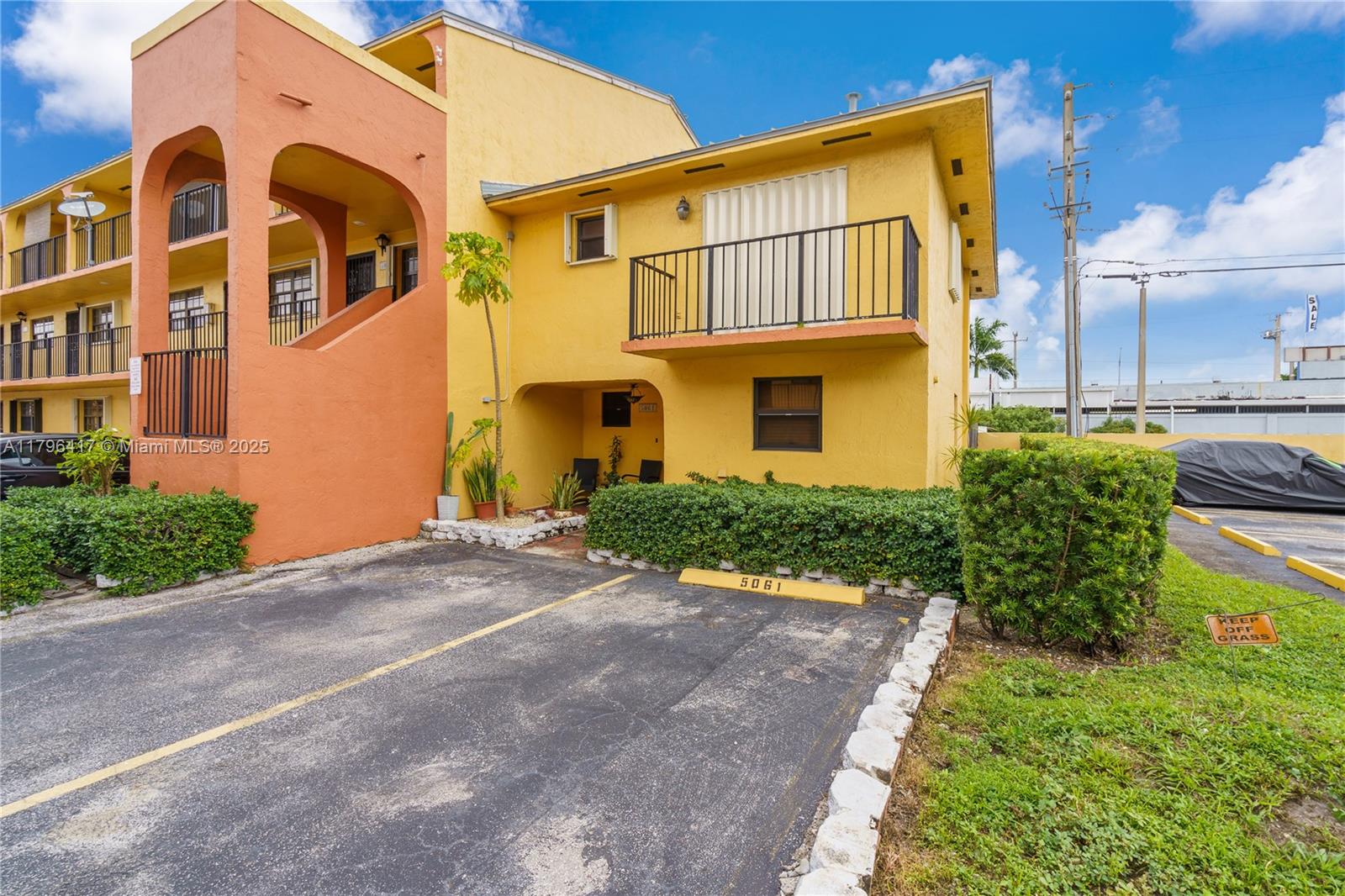 5061 W 12th Ln #E-10, Hialeah, Florida image 5
