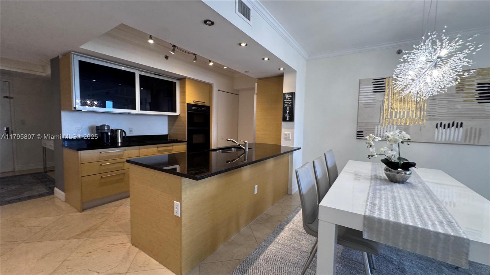 Property photo # 6